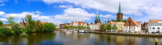 Umzugsunternehmen Lübeck: Wir von Town Express sind auch gerne für Sie in Lübeck und Umgebung unterwegs und sind stets daran bemüht, Ihnen den bestmöglichen Umzugsservice in Lübeck zu liefern!